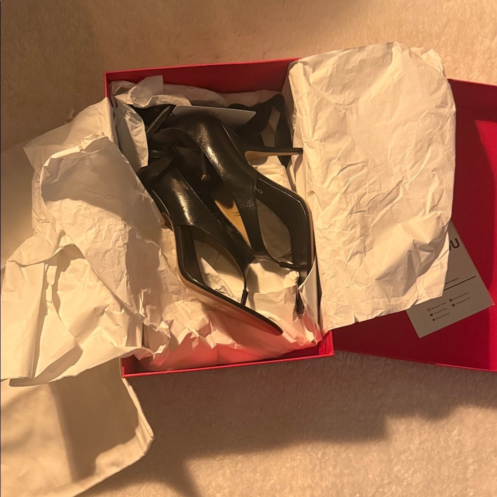 Salvatore Ferragamo Black High Heel Sandals - Picture 5 of 8